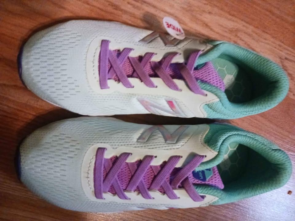 New Balance Arishi v2 youth size 2 - photo 5