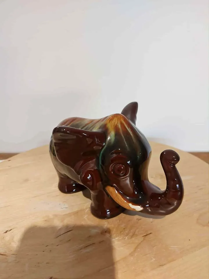 Canadian Vintage Blue Mountain Pottery Elephant thumbnail