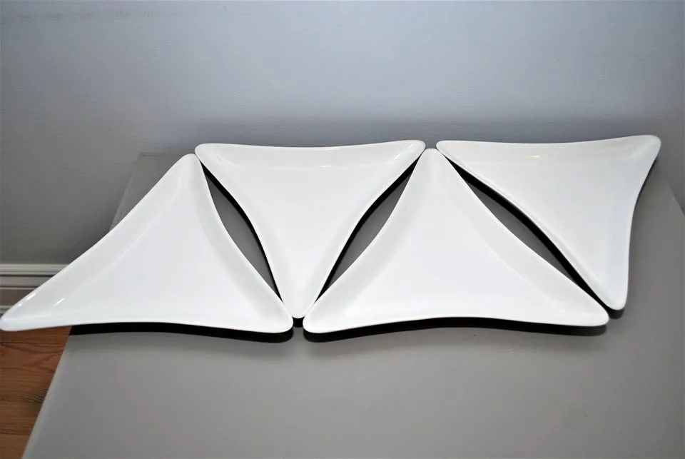 Plates SET OF 4 for Appetizer, Pizza or Salad thumbnail