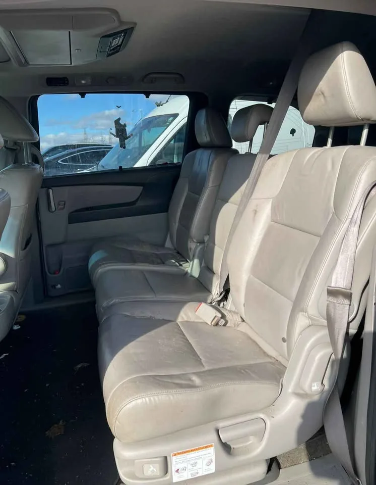 2010 Honda Odyssey image indicator(7)