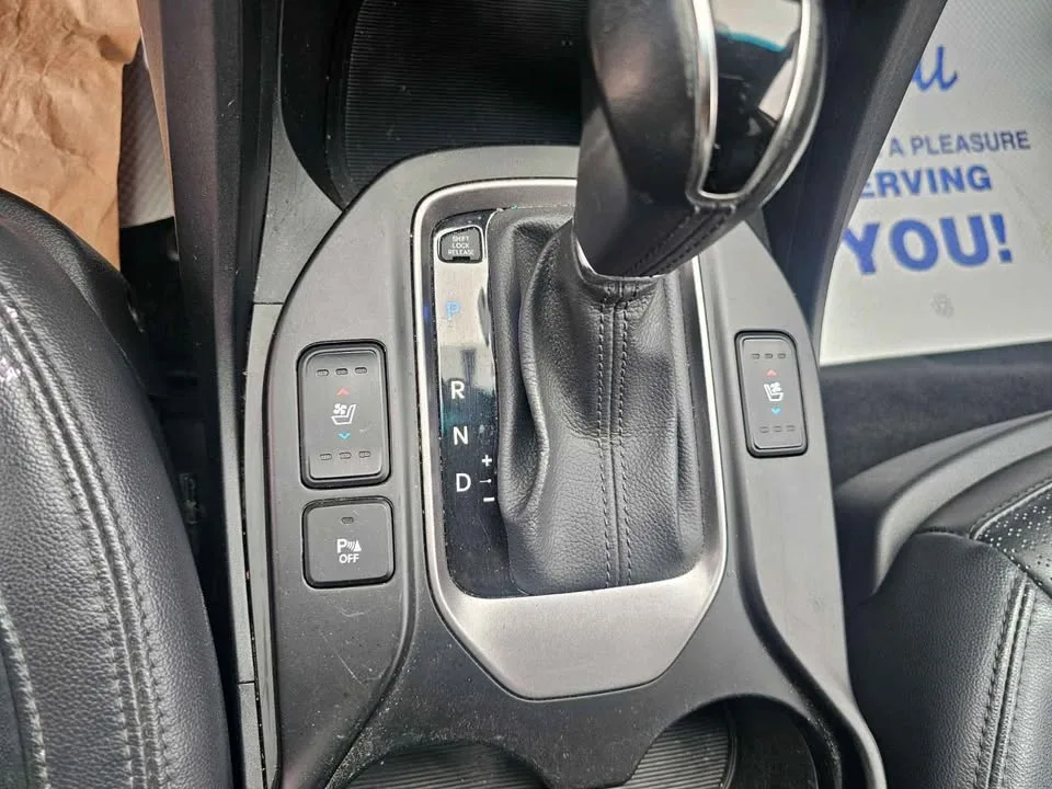 2015 Hyundai Santa Fe image indicator(6)