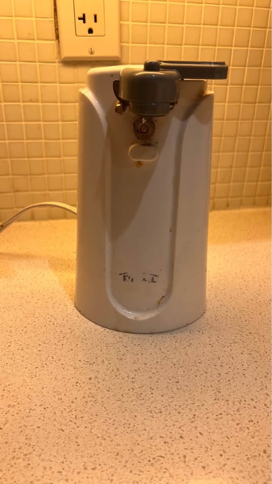 Small Kitchen appliances (priced 5-10$) - photo 2