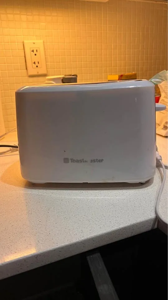 Small Kitchen appliances (priced 5-10$) image indicator(3)