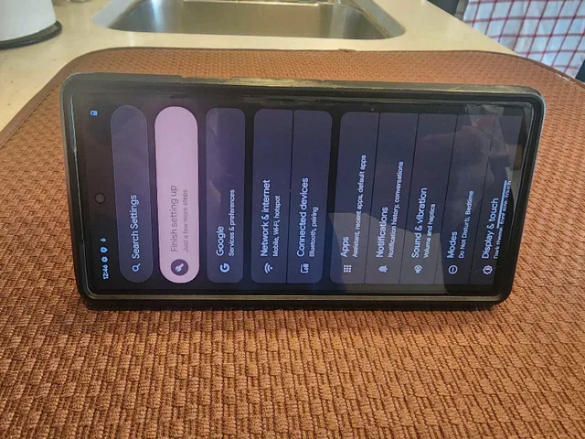 Google Pixel 6 Phone image indicator(5)