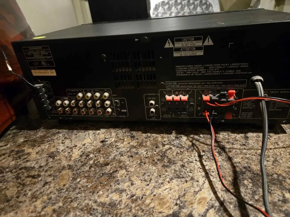 Pioneer VSX-464S audio/video stereo receiver image indicator(3)