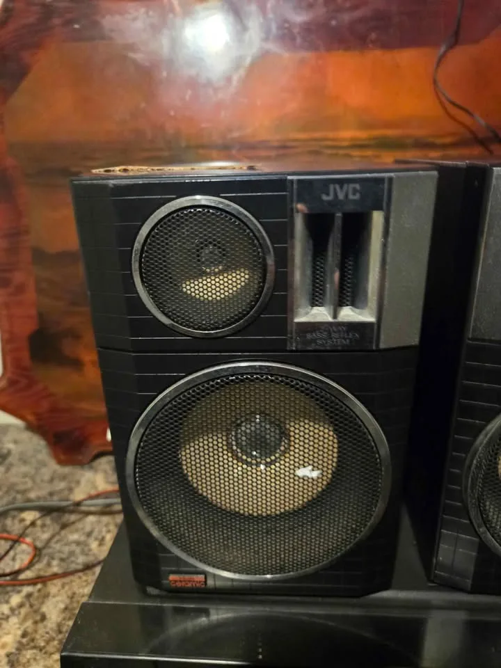 Jvc 2 way speakers image indicator(2)