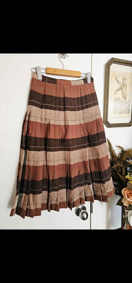 Size 25 Vintage Reversible Wool Plaid 50s 60s Pleated Midi Skirt - photo 2