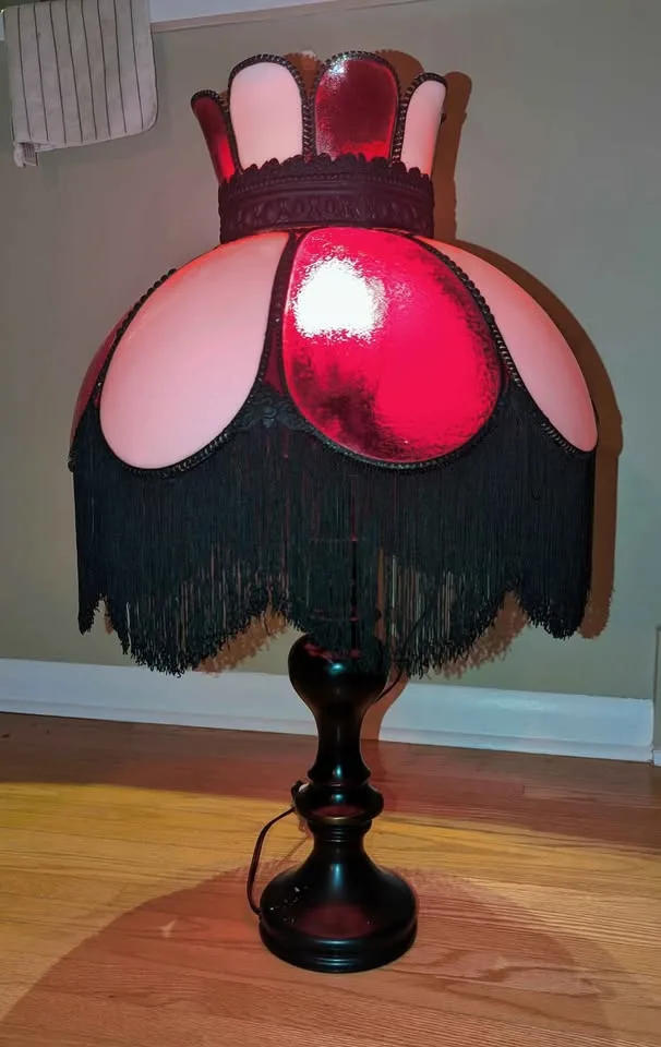 Vintage Stained Glass & Fringe Shade + Lamp image indicator(3)