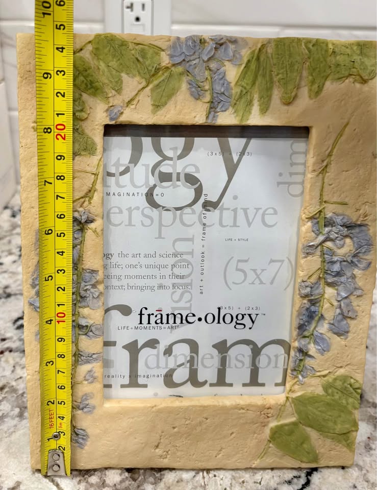 frame-ology - Frameology Sculpture Picture Frame - Wisteria Bran - photo 4