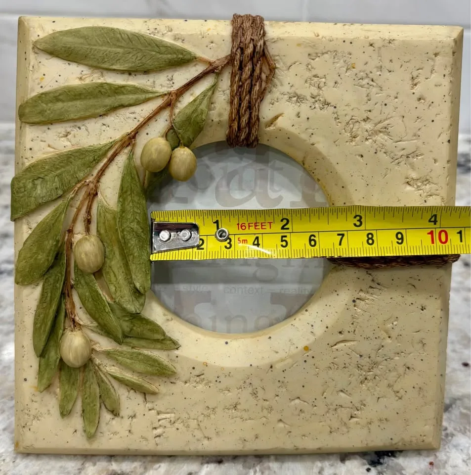 frame-ology - Frameology Sculpture Picture Frame - Olive Branch image indicator(3)