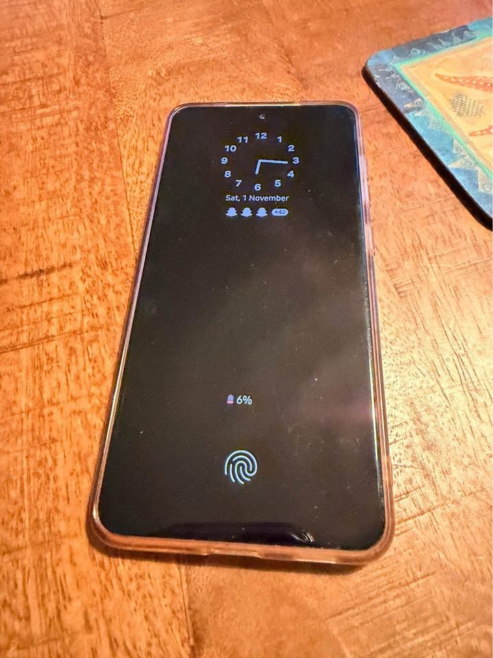 Samsung S21 FE 256gb- white - photo 3