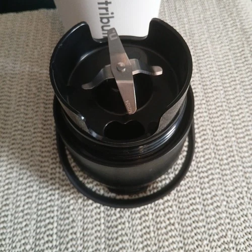 Nutribullet Flip Portable Blender w/ White Insulated Tumbler Cup - photo 5