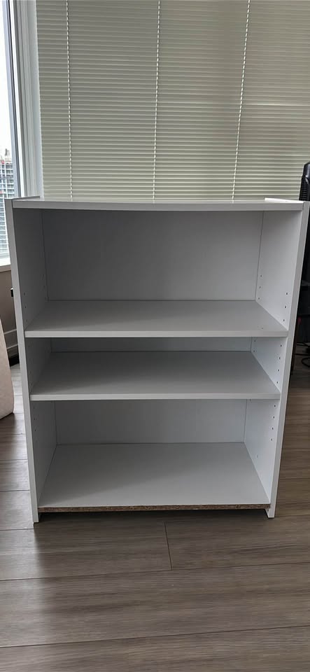 Mainstay 3 shelf bookcase
