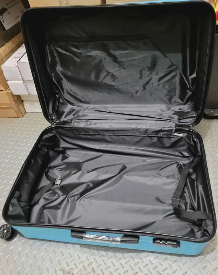 🔥 Brand New 3-Peice Hard Shell Luggage Set - 6 Colors image indicator(6)