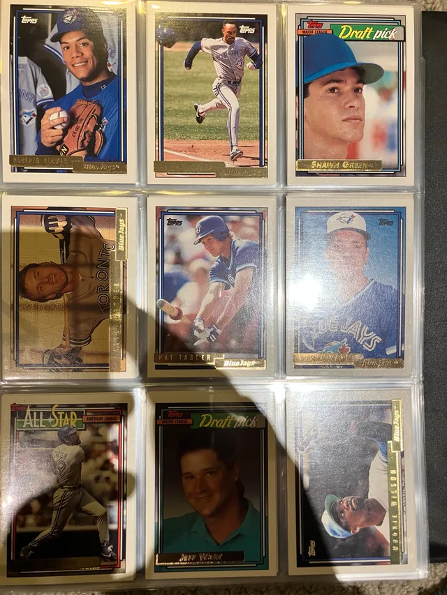 1992 Topps Gold Blue Jays team set of 33 cards image indicator(3)