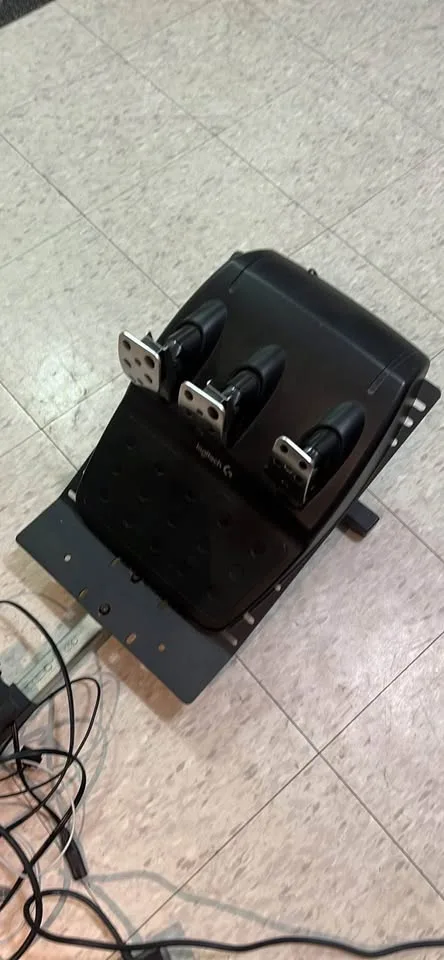 Open wheeler gen3 racing sim setup (wheel not included) image indicator(4)