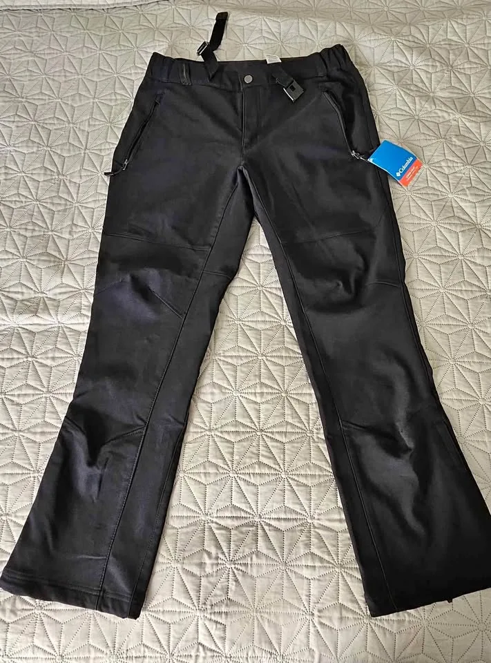 Colombia Active Wear Pants. Weather Proof. Size 32 x 30