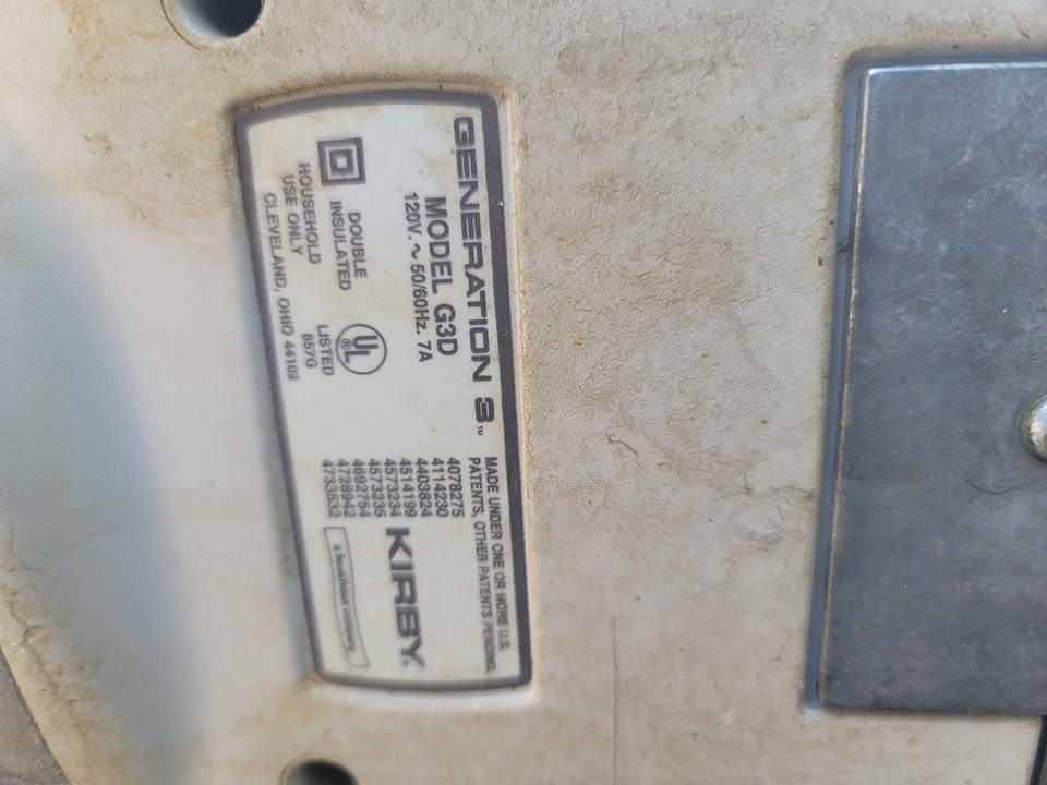 Kirby G3 Vacuum Cleaner with hose and attachments JUST SERVICED - photo 3