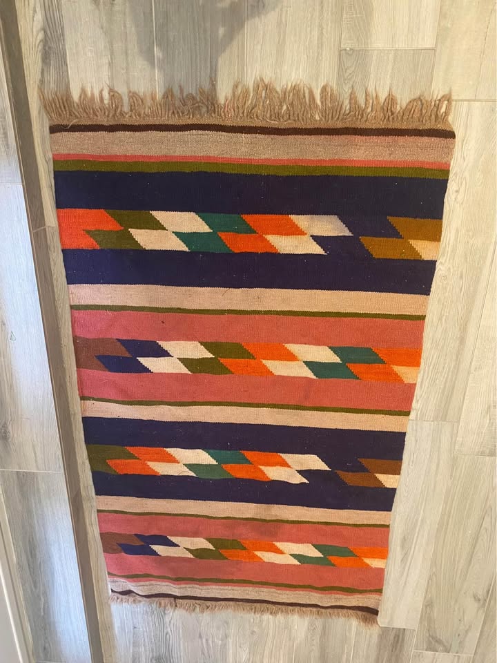 Handwoven wool rug - photo 3