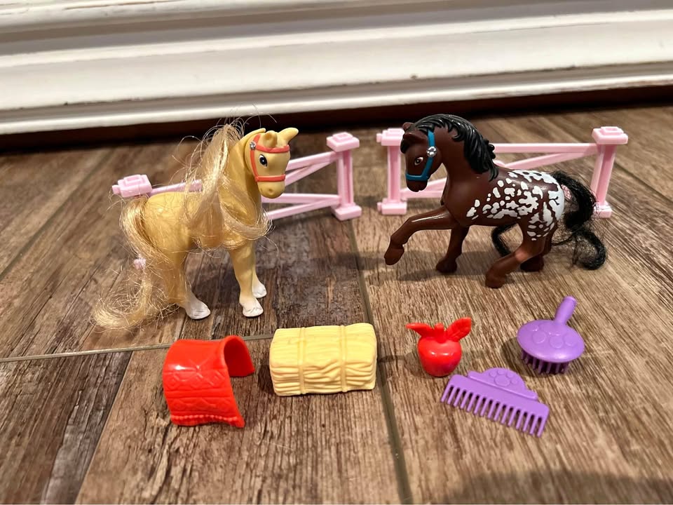 Vintage Littlest Pet Shop Zoo Playful Ponies Assortment