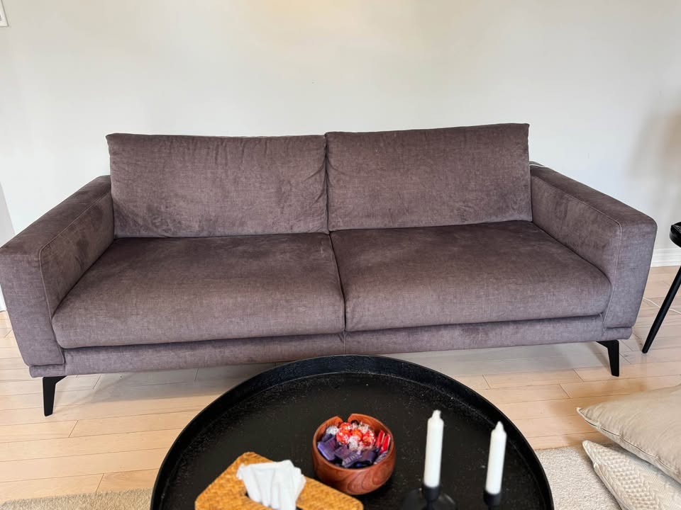 Natuzzi Editions Designer Sofa – Excellent Condition! - photo 5