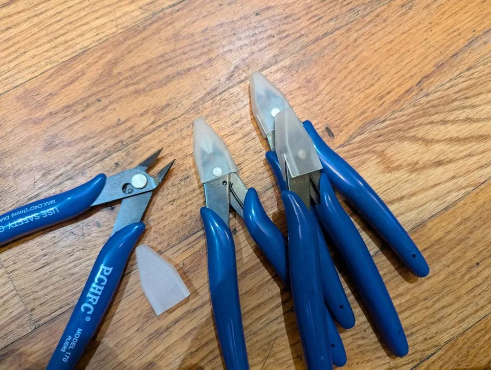 Flush cutters image indicator(3)