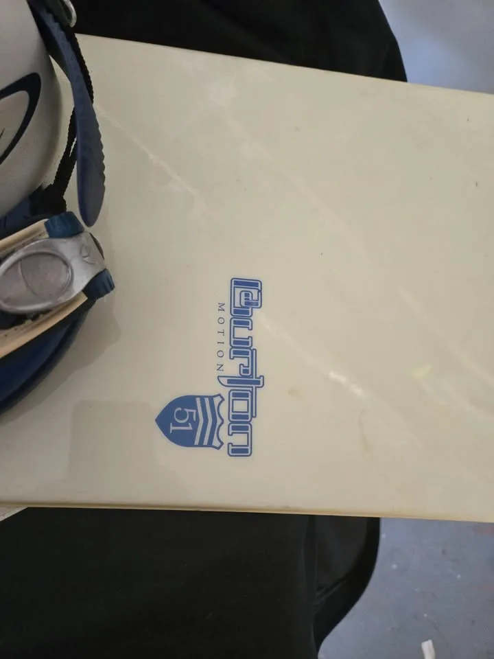 149CM BURTON Motion 52 Dragon decal Snow Board and Boots image indicator(3)