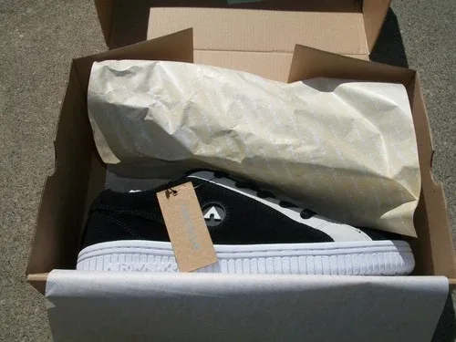 Airwalk Classics Random / One 2016 Re-issue Men Size 11 Black &