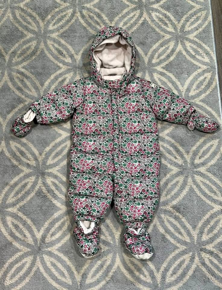 Baby GAP/toddler bunting winter onesie - 6-12 months