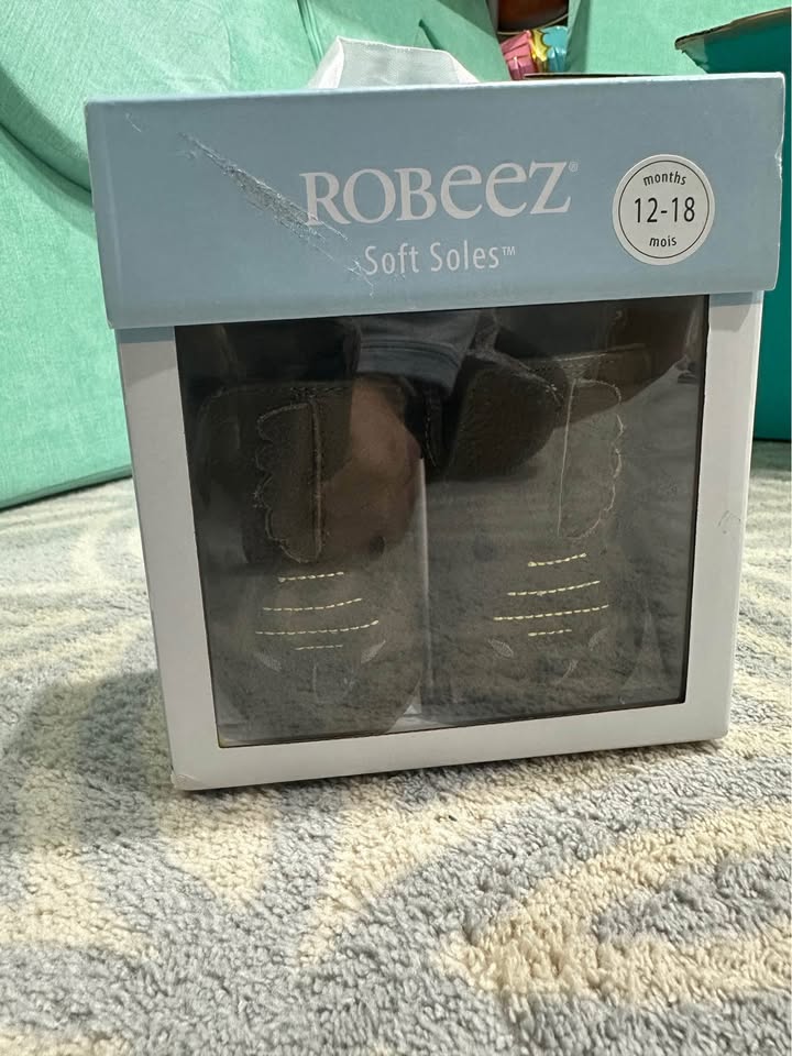 Robeez soft soles 12-18 months toddler shoes - photo 2