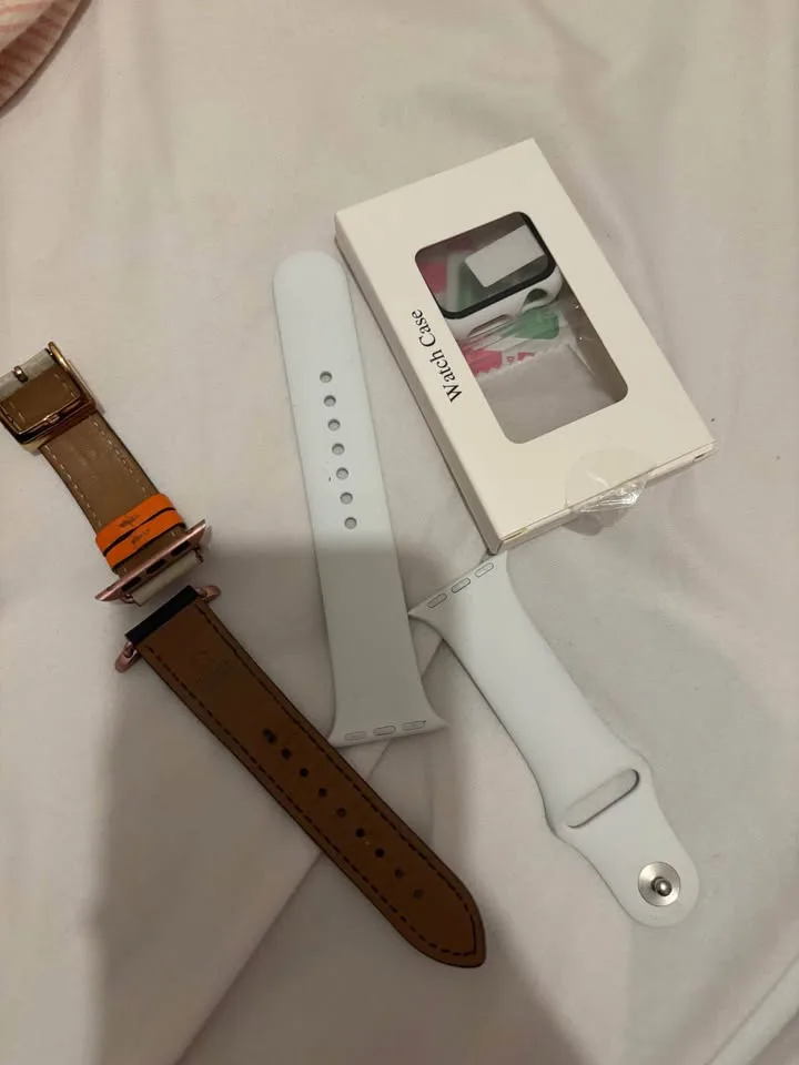 Apple Watch Series 6 (GPS) 40 mm image indicator(2)