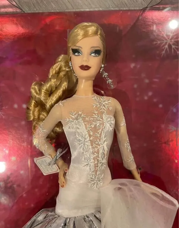 NEW IN BOX: Mattel 2008 Collectible Holiday Barbie image indicator(3)