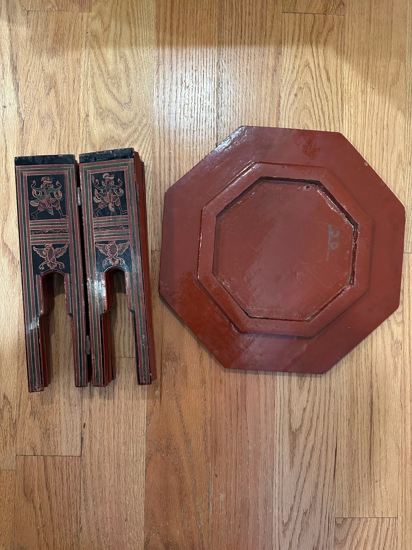 Burmese lacquered folding table image indicator(6)