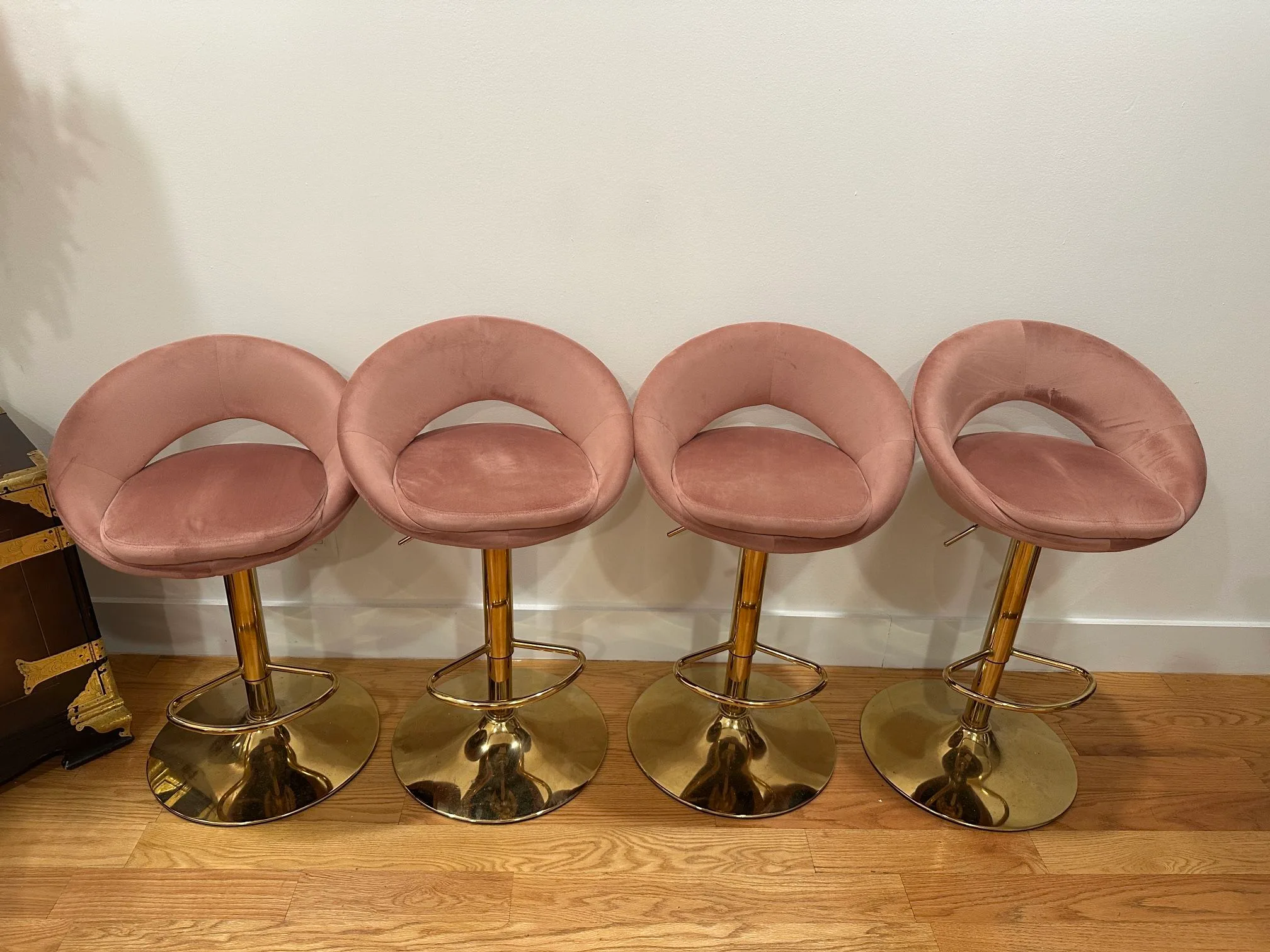 Modern Velvet Swivel Bar Stools (Set of 4)