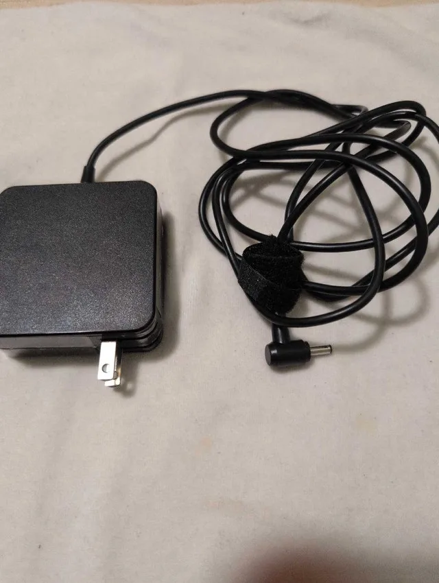 Asus 65W AC Adapter