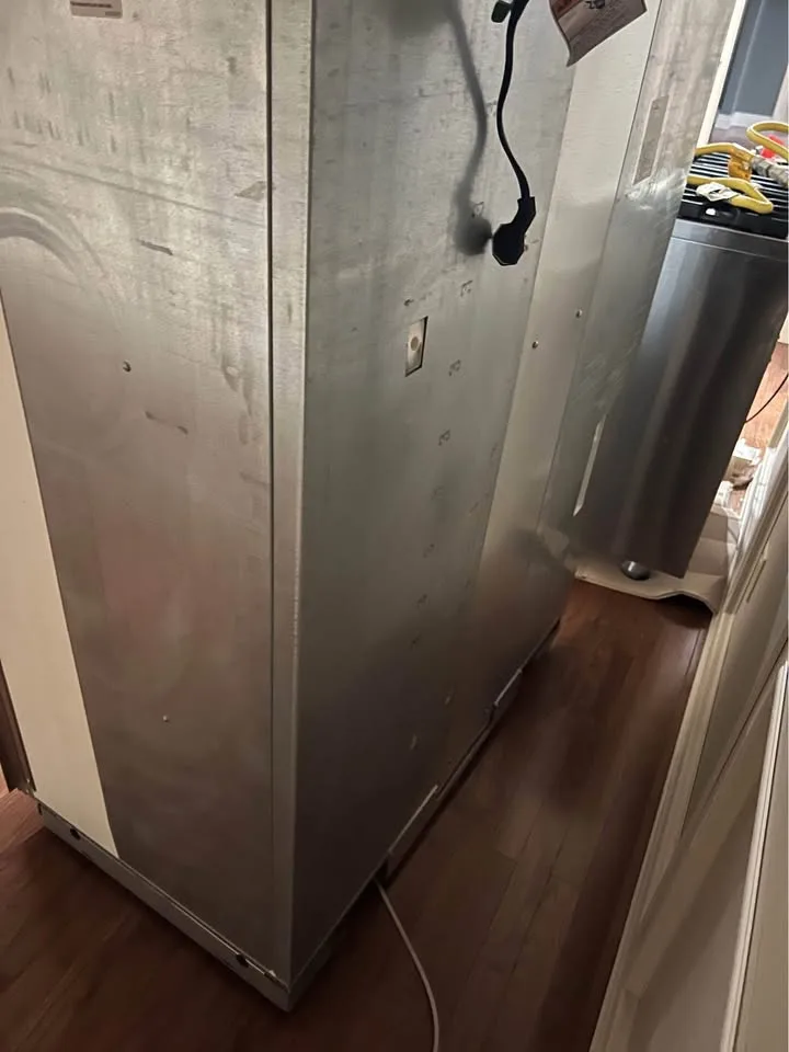 Wide Kitchen Aid 42’ Refrigerator image indicator(4)