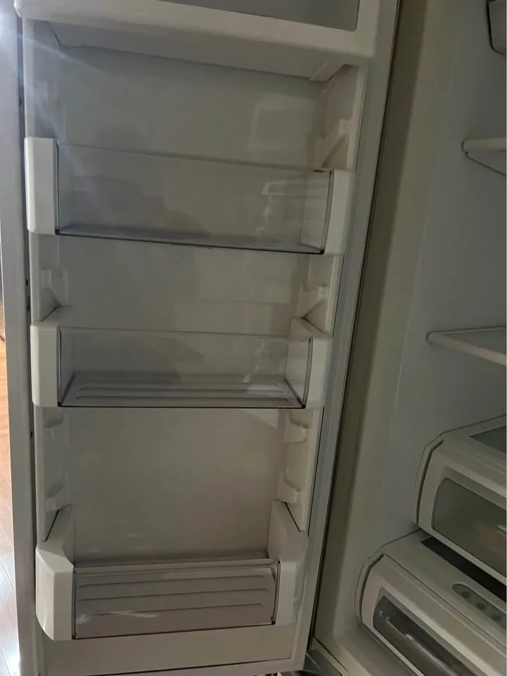 Wide Kitchen Aid 42’ Refrigerator image indicator(6)