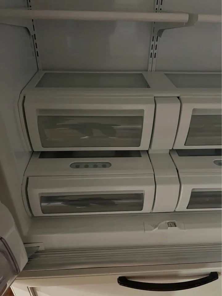 Wide Kitchen Aid 42’ Refrigerator image indicator(7)