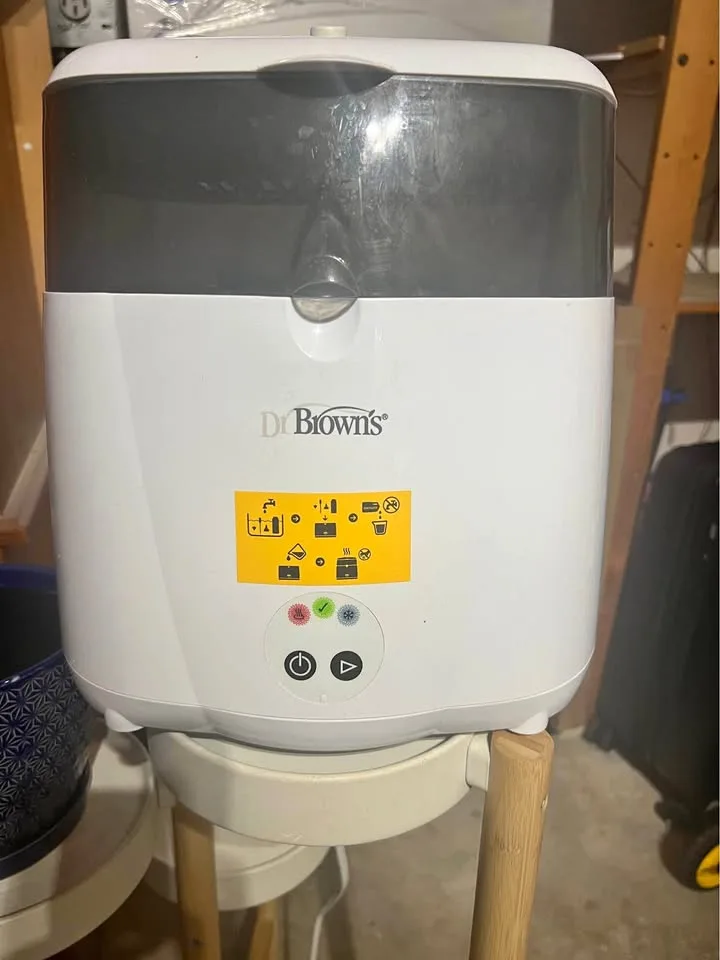 Dr Brown electric bottle sterilizer