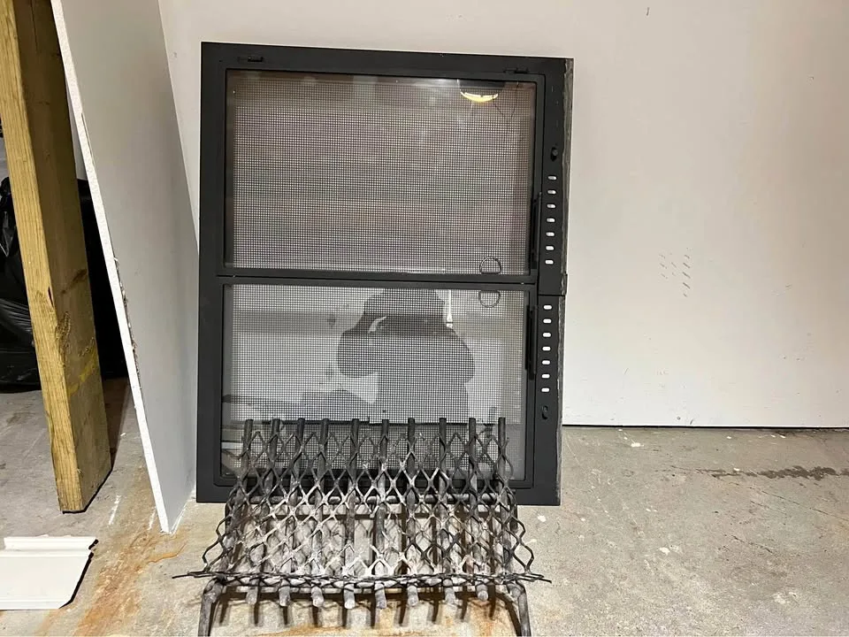 Wood fireplace cover 67 cm x 82 cm