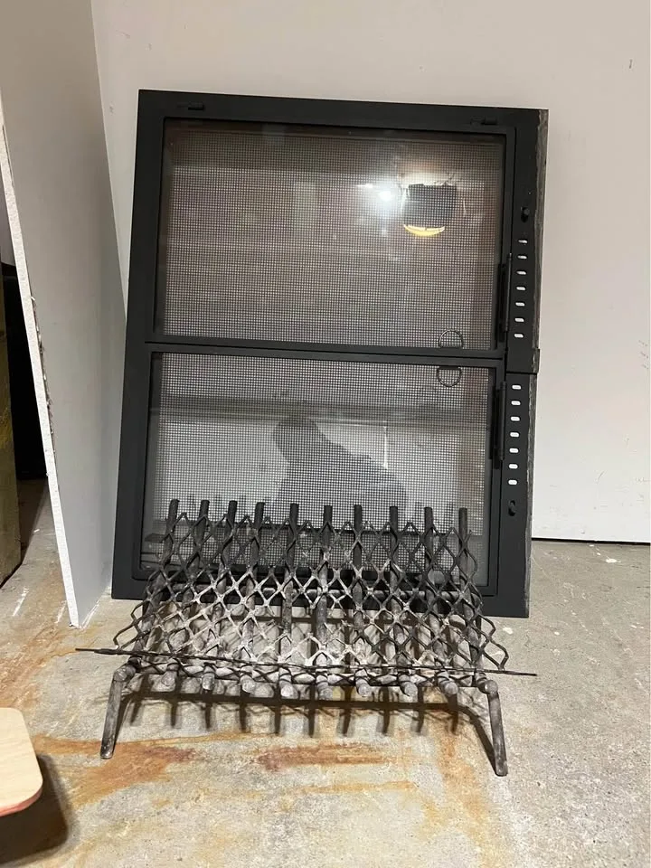 Wood fireplace cover 67 cm x 82 cm image indicator(3)