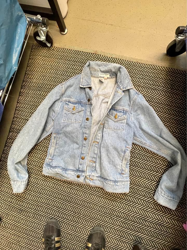 American Apparel Light Wash Denim Jacket Small Medium