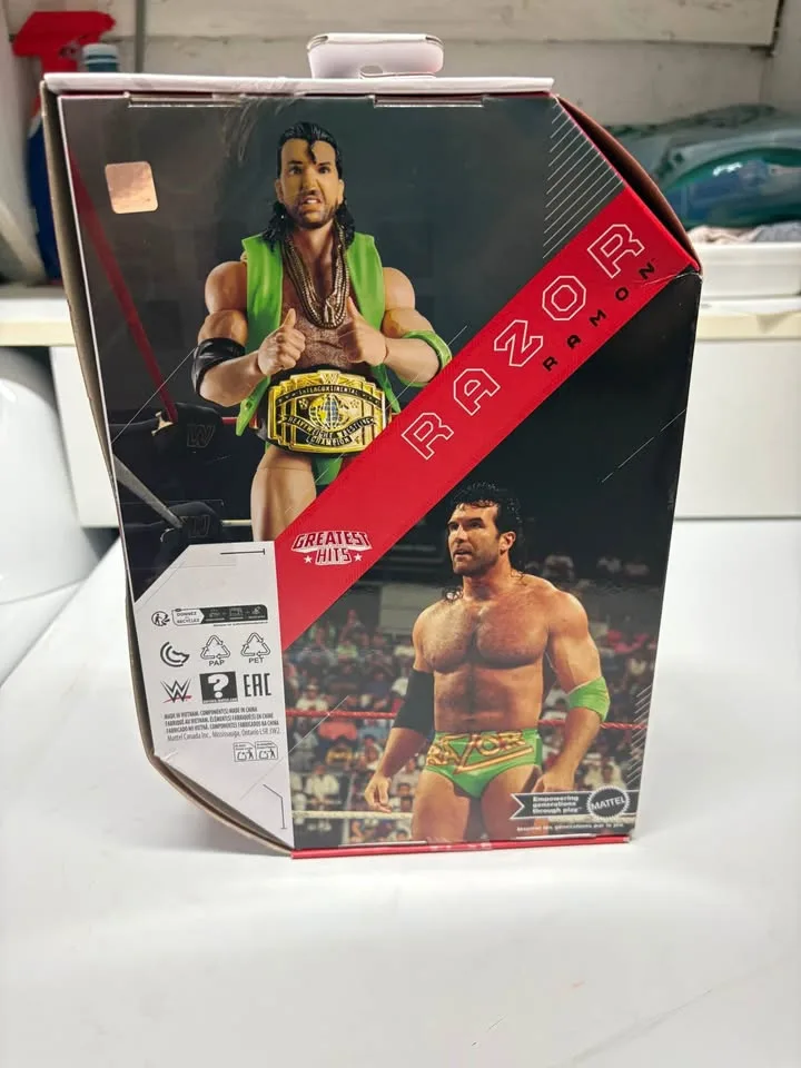 NIB Razor Ramon WWE Best of Ultimate Edition 6 Figure image indicator(2)
