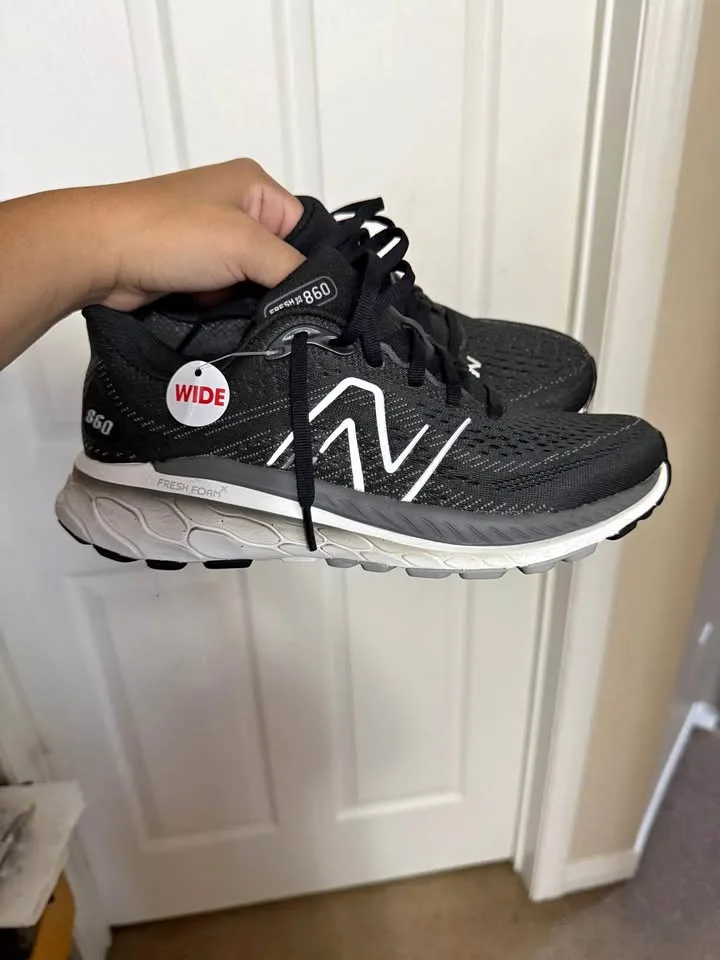 New Balance 860s thumbnail