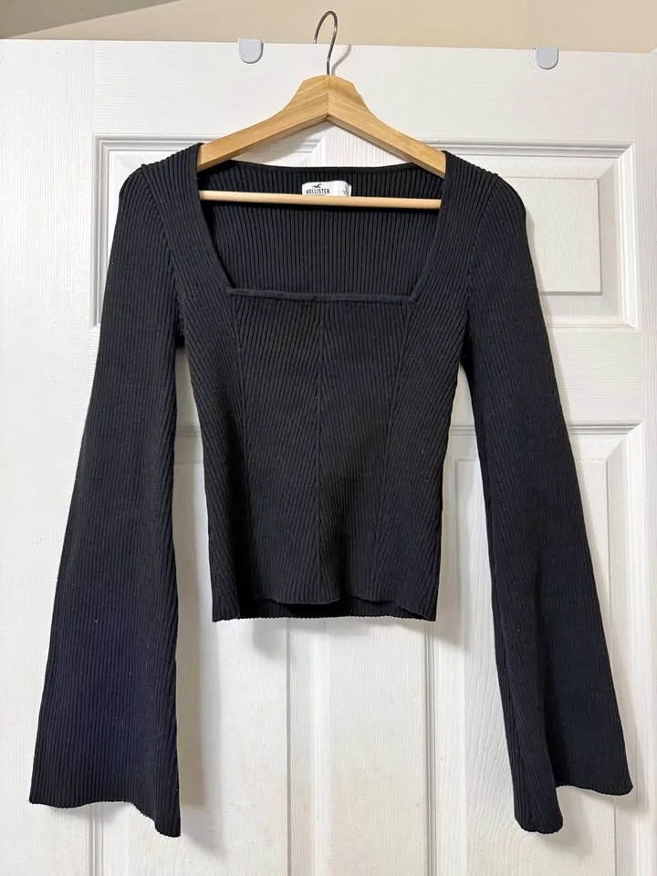 Hollister Ribbed Top thumbnail