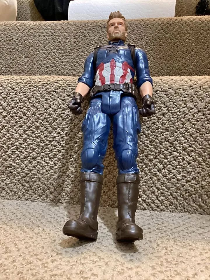 Captain America figure thumbnail
