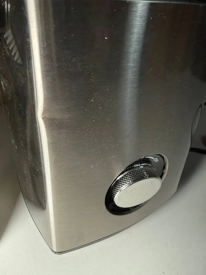 Fretta Juicer Machine,Cold Press Juicer W/ 5.3'' Feed Chute image indicator(6)