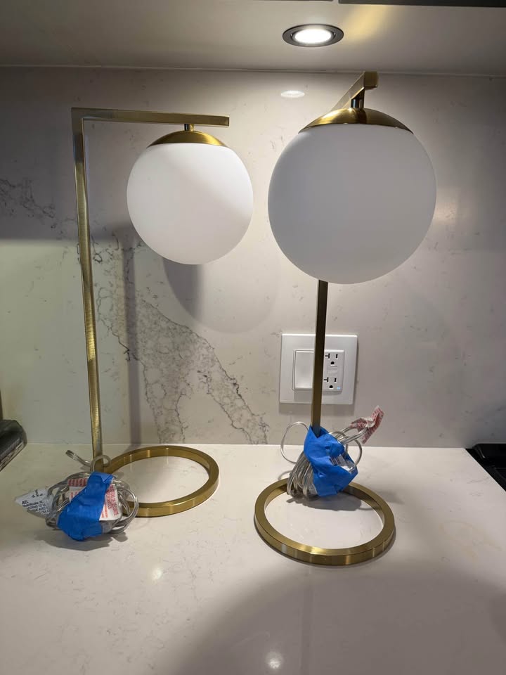 MidCentury Modern Bedside Lamps - photo 3