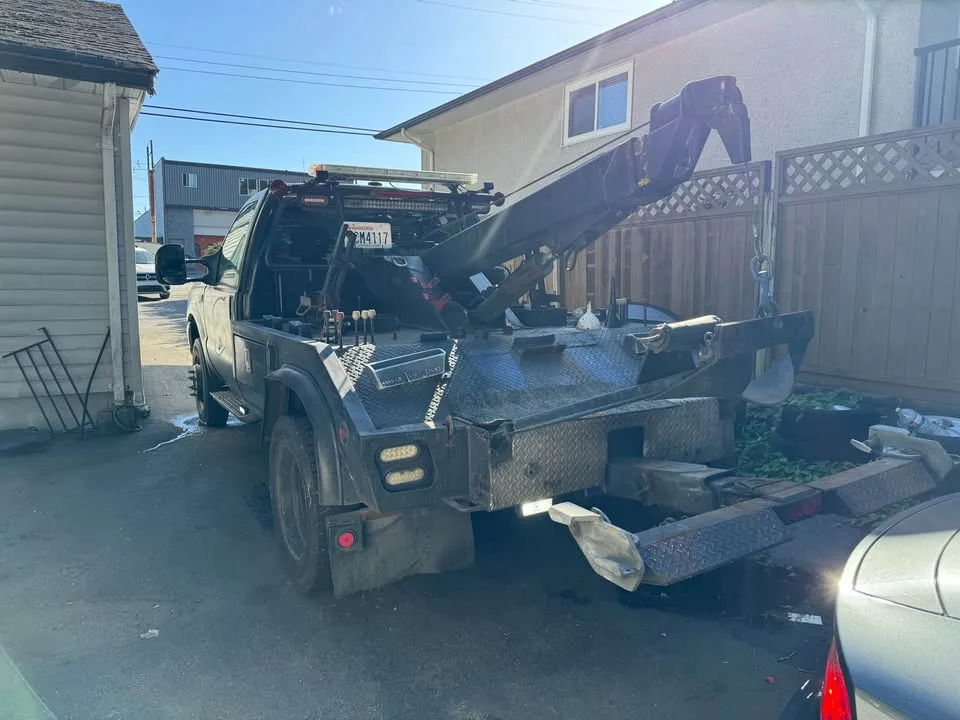 2004 Ford F550 Wrecker Tow Truck image indicator(2)