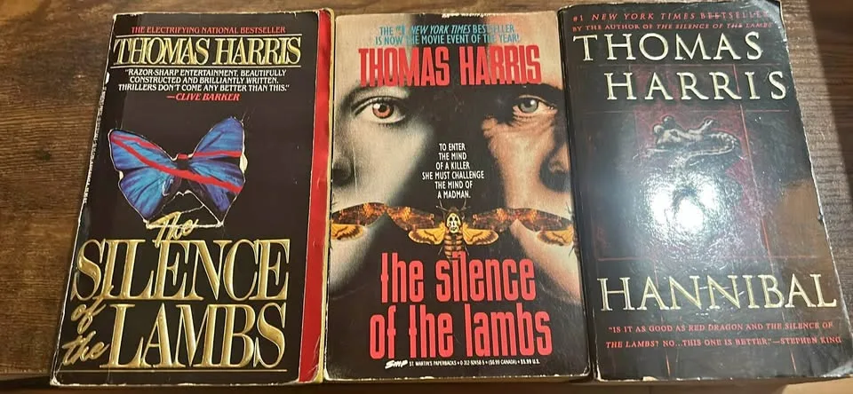 Vintage books silence of the lambs/hannibal paperbacks thumbnail